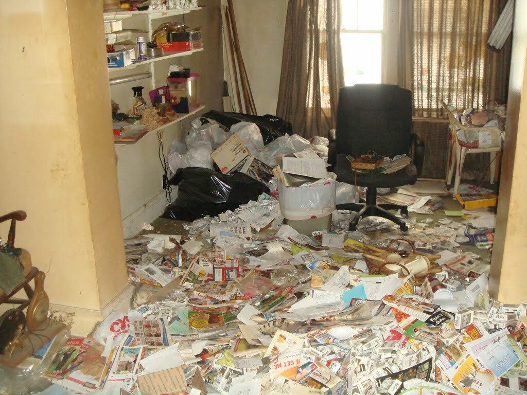 Photo of Dealers jailed after drug den observed in back garden